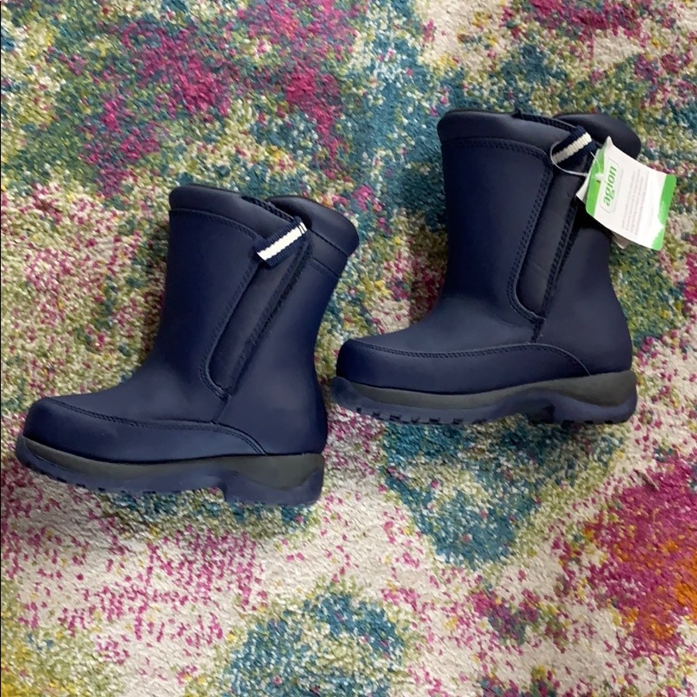 NWT Lands’ End Toddler Snow Boots